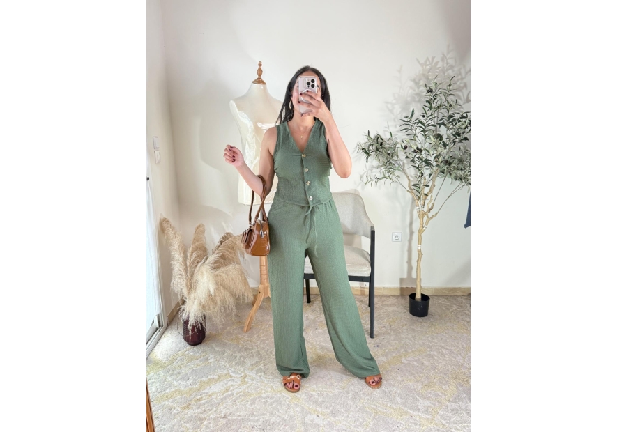 Ensemble pantalon et top vert sauge - casual chic
