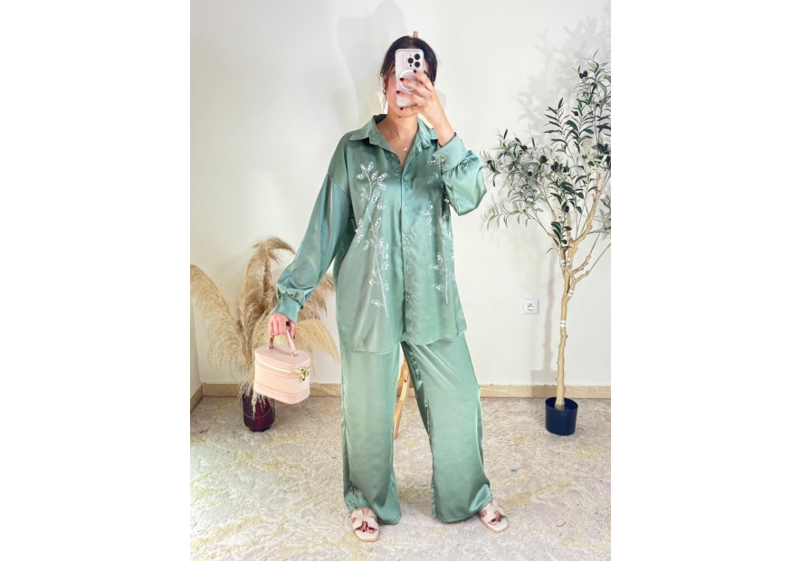 Ensemble chemise et pantalon Vert sauge - Décontracté chic
